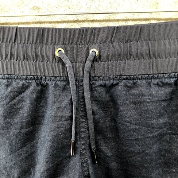 Athleta Navy Linen Shorts Size 8 but fit like a 6 - Picture 6 of 8